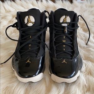 Mens Jordan six ring.